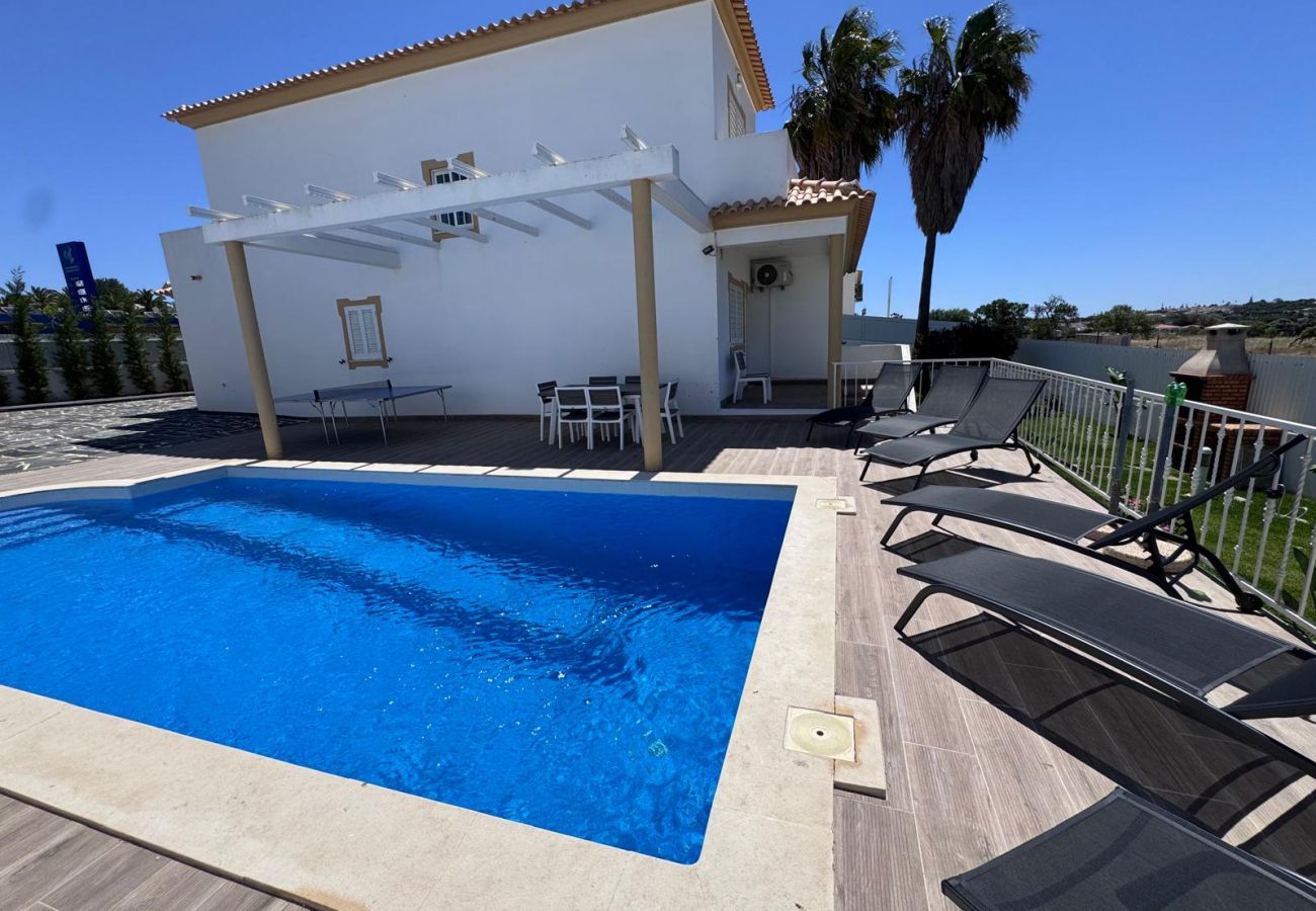 Villa in Albufeira - Villa Menina - Private Pool & Barbecue