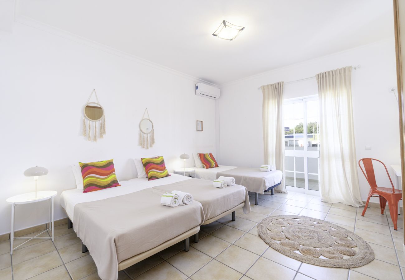 Villa in Albufeira - Villa Menina - Private Pool & Barbecue