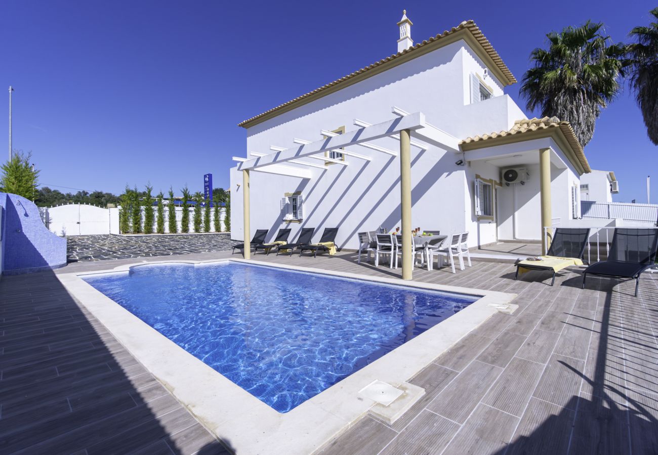 Villa in Albufeira - Villa Menina - Private Pool & Barbecue