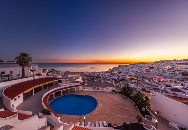 Apartment in Albufeira - Endless Blue Apt OCV - Beach Front, pool