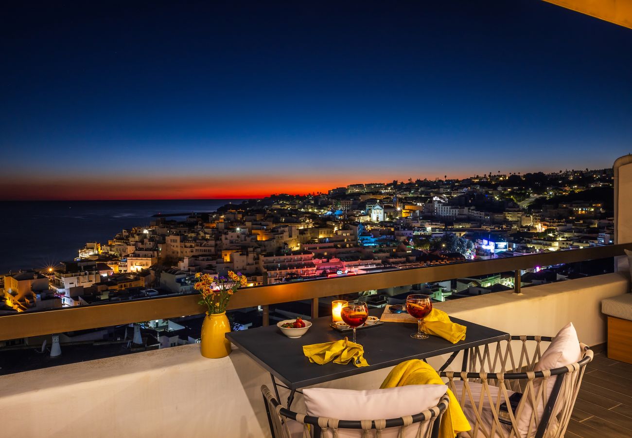 Apartment in Albufeira - Endless Blue Apt OCV - Beach Front, pool