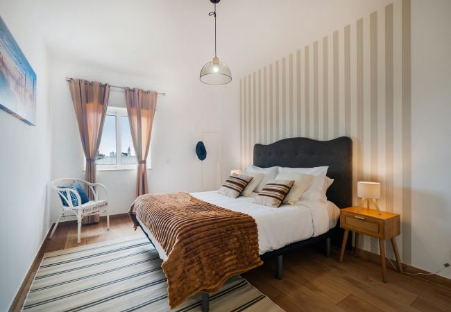  in Albufeira - Boat 2 Apt OCV – 100m from the Beach with Pool