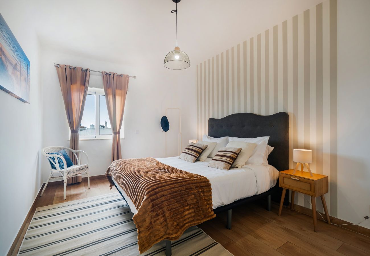 Apartment in Albufeira - Boat 2 Apt OCV – 100m from the Beach with Pool