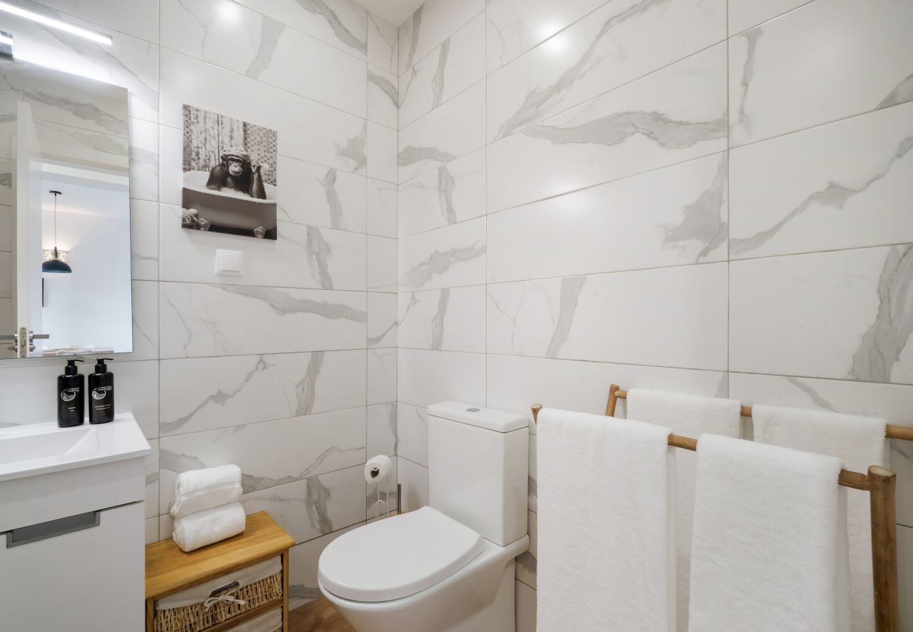 Apartment in Albufeira - Boat 2 Apt OCV – 100m from the Beach with Pool