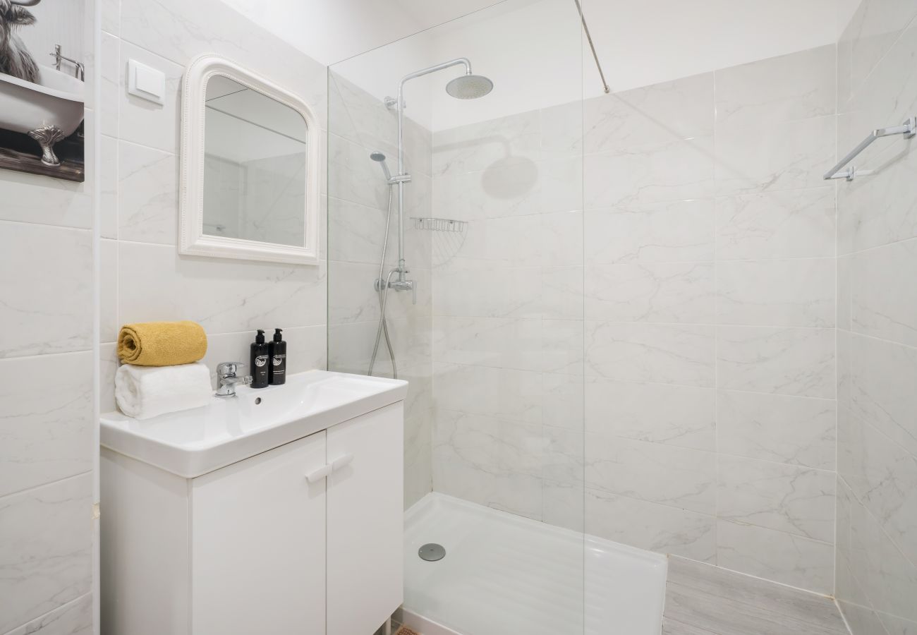 Apartment in Albufeira - Boat 4 Apt OCV – Near the Beach (100m) with Pool
