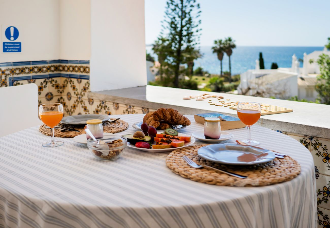 Villa in Armação de Pêra - New Listing | Exclusive Ocean View Villa | 2Min to Beach