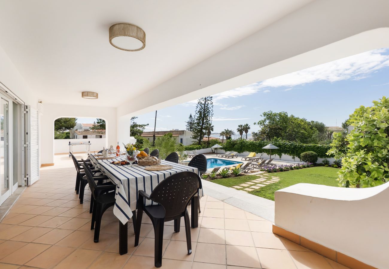Villa in Armação de Pêra - New Listing | Exclusive Ocean View Villa | 2Min to Beach