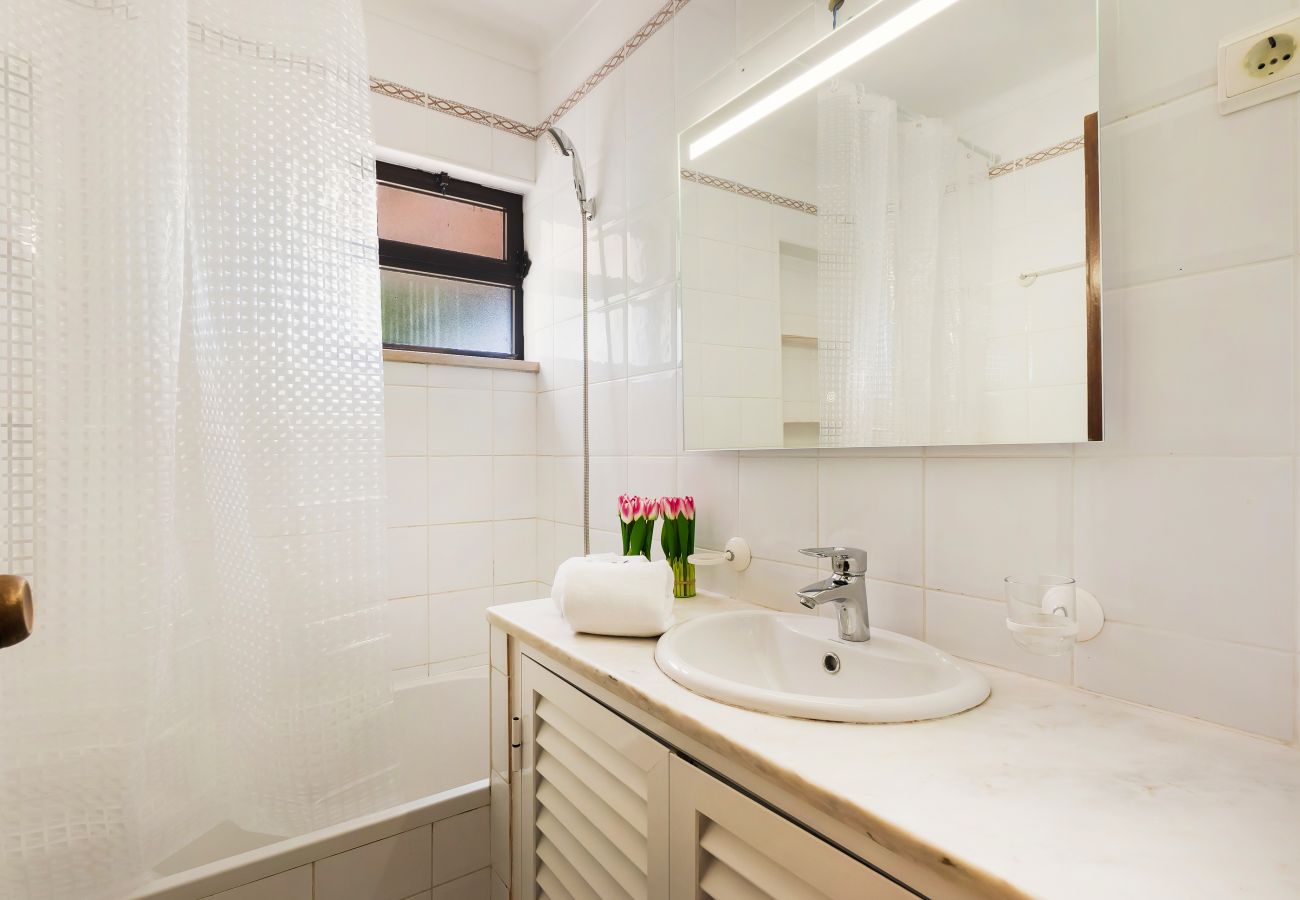 Apartment in Albufeira - Andorinha OCV | Peaceful Retreat, Pool & Garden